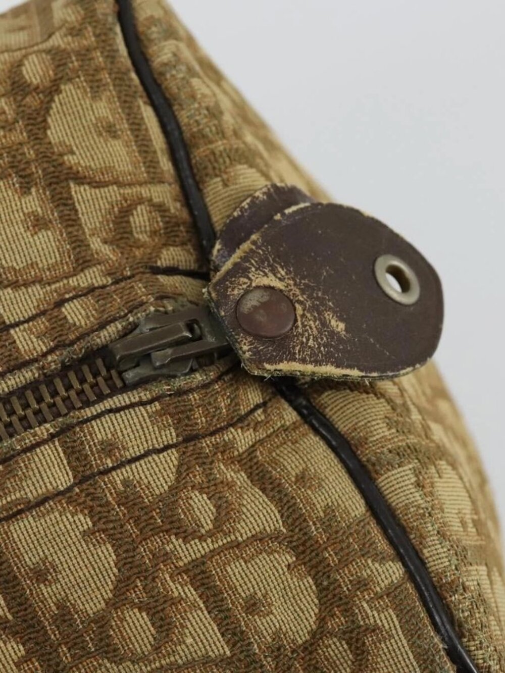 Christian Dior Trotter Canvas Boston Bag Beige Gold Auth 154736 - Picture 12 of 16